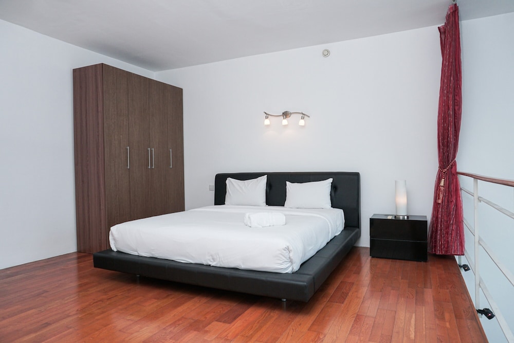 Elegant and Spacious 1BR Apartment at Citylofts Sudirman view 2