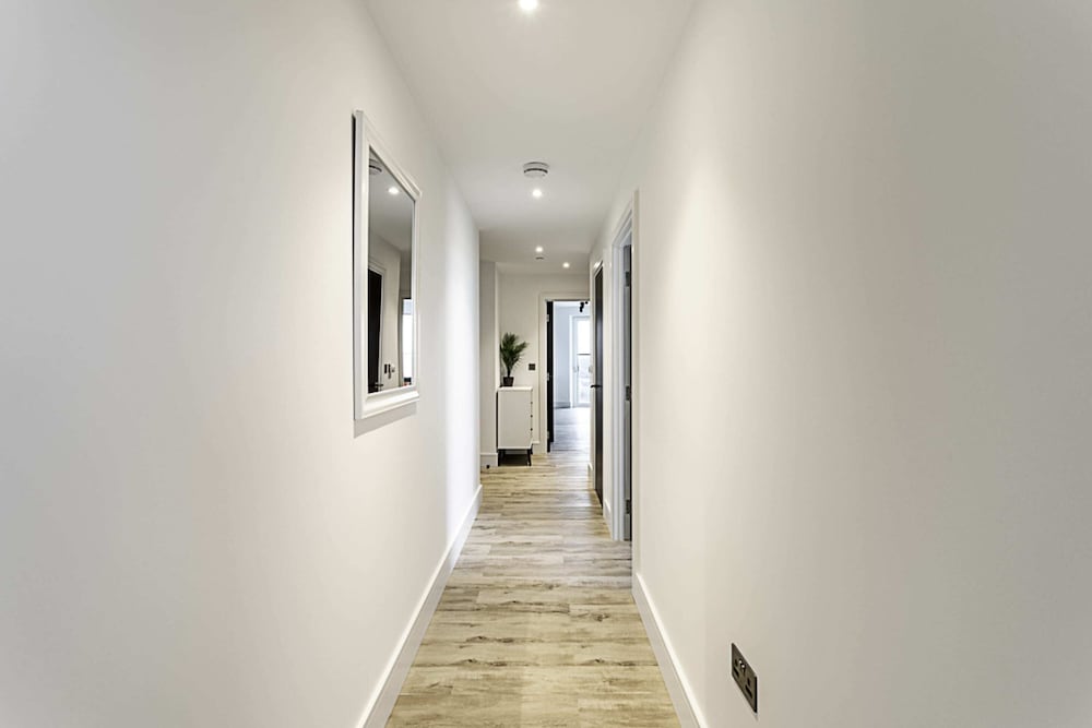 Icon Tower Flat One - North Acton