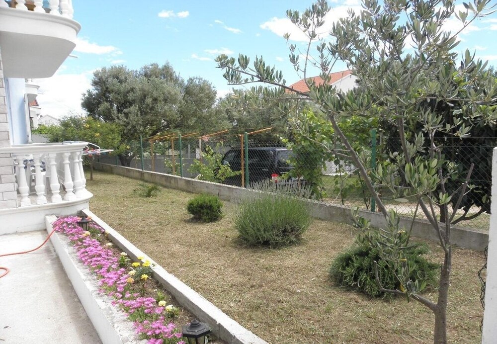 Vese - 100 m From Beach - A3 view 4