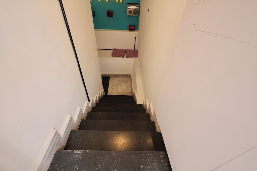 Locomo Hostel Mini - 9 mins from airport