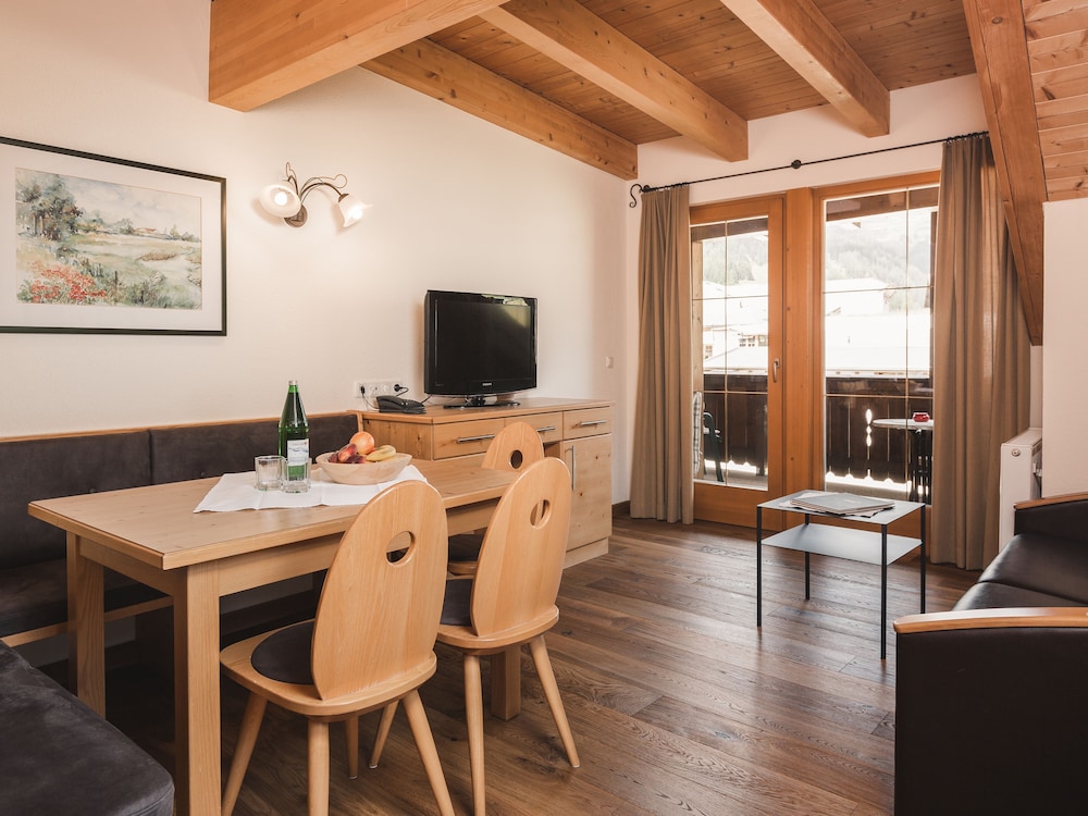 Aparthotel alpina&more