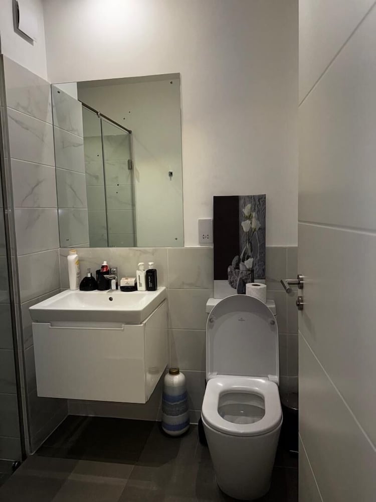 EBS LEGEND ONE BEDROOM DUPLUX embassy