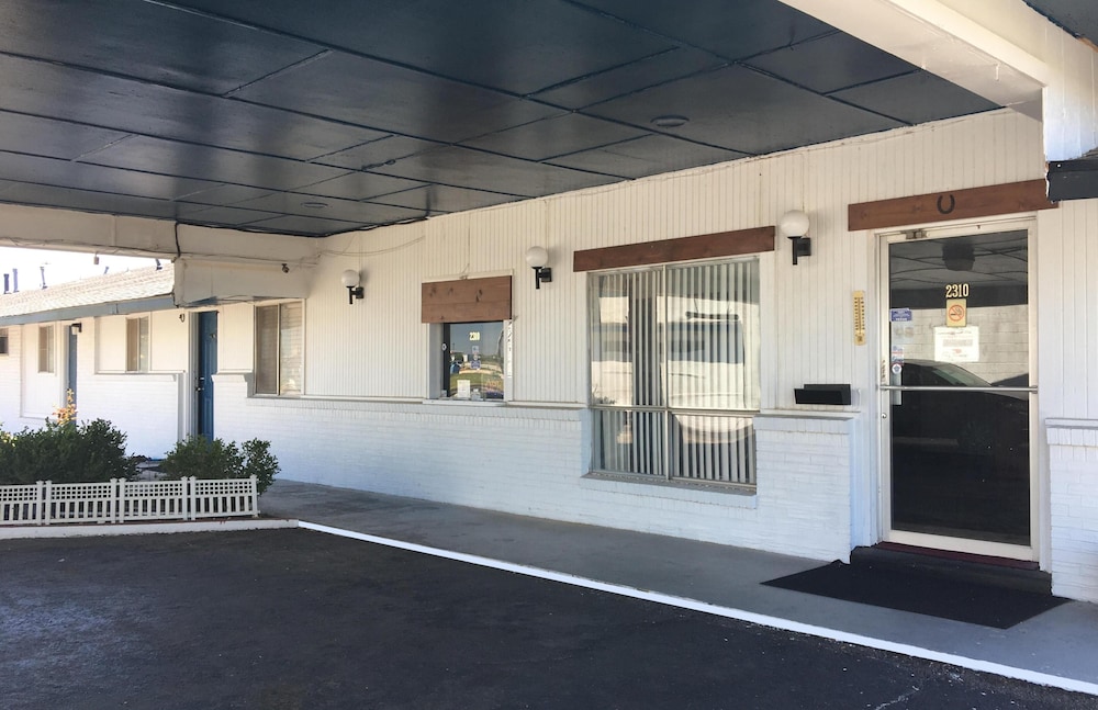 American Inn by OYO Colorado City I-20