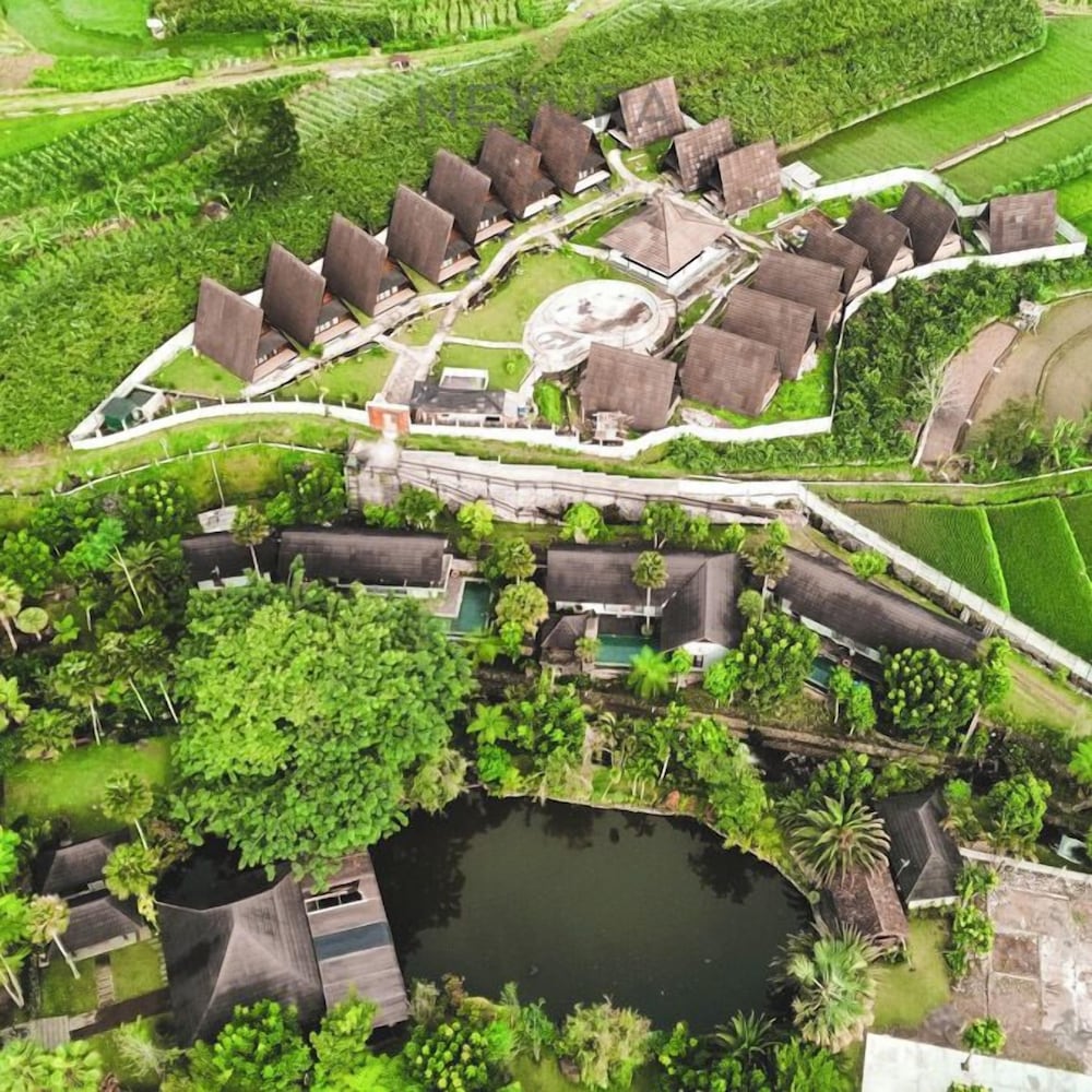 Jambu Klutuk Resort