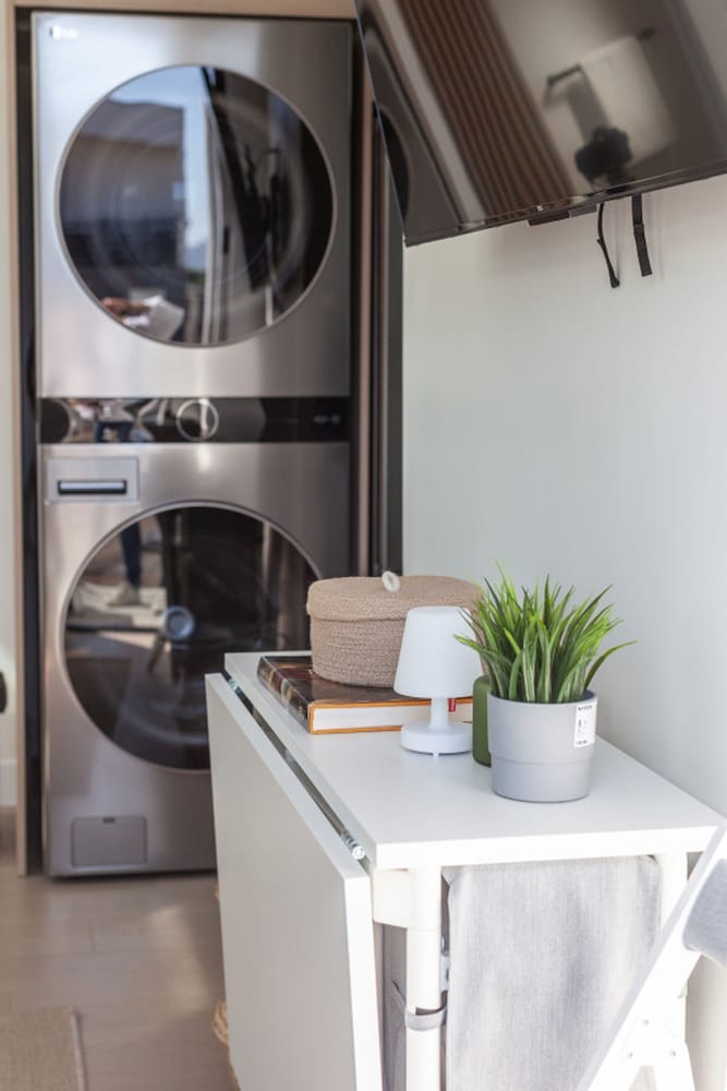 Scandinavian-style 1BR Apartment Built 2024 p83