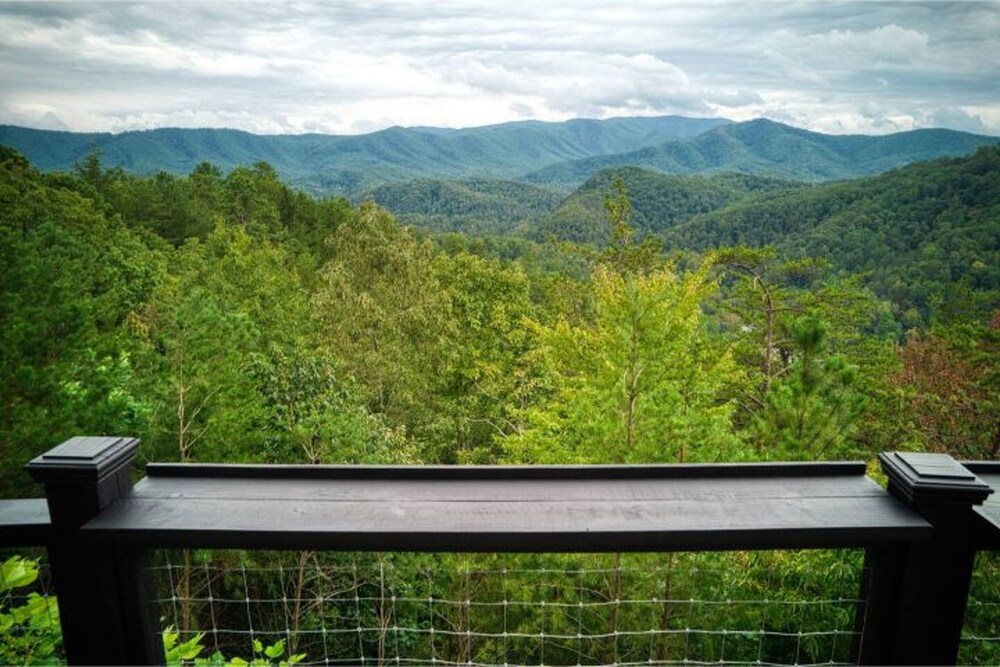 Awe-inspiring Estate w Pool Theater Fire Pit view 2