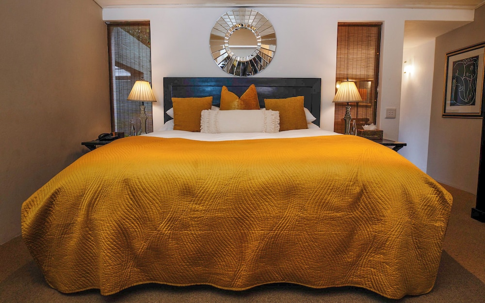 Silvermist Hotel