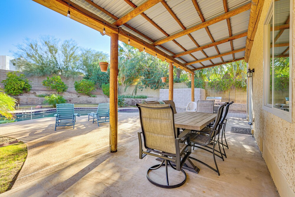 Hike, Golf & Explore: Large Phoenix Home w/ Grill