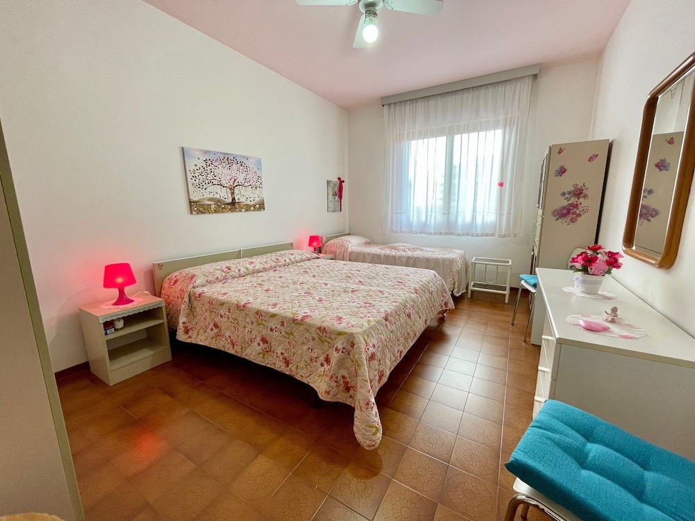 Apartment Just 350mt From the sea