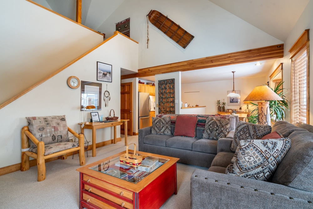 Smuggler B by Avantstay Excellent Condo Within Walking Distance Of Lift 7