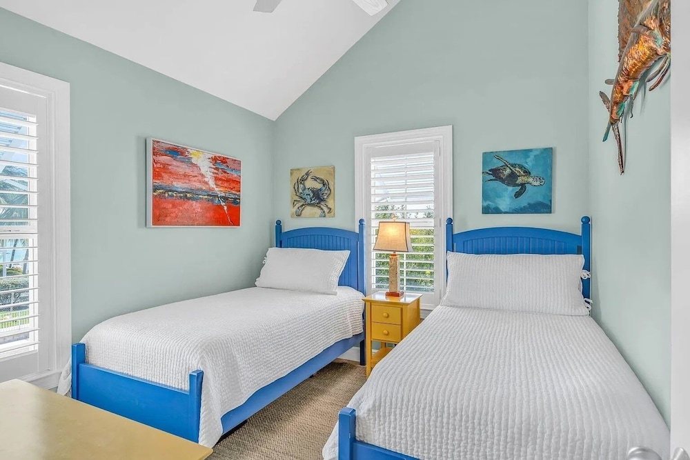 The Point At Coral Lagoon, Rare End Of Canal Villa 3 Bedroom Townhouse