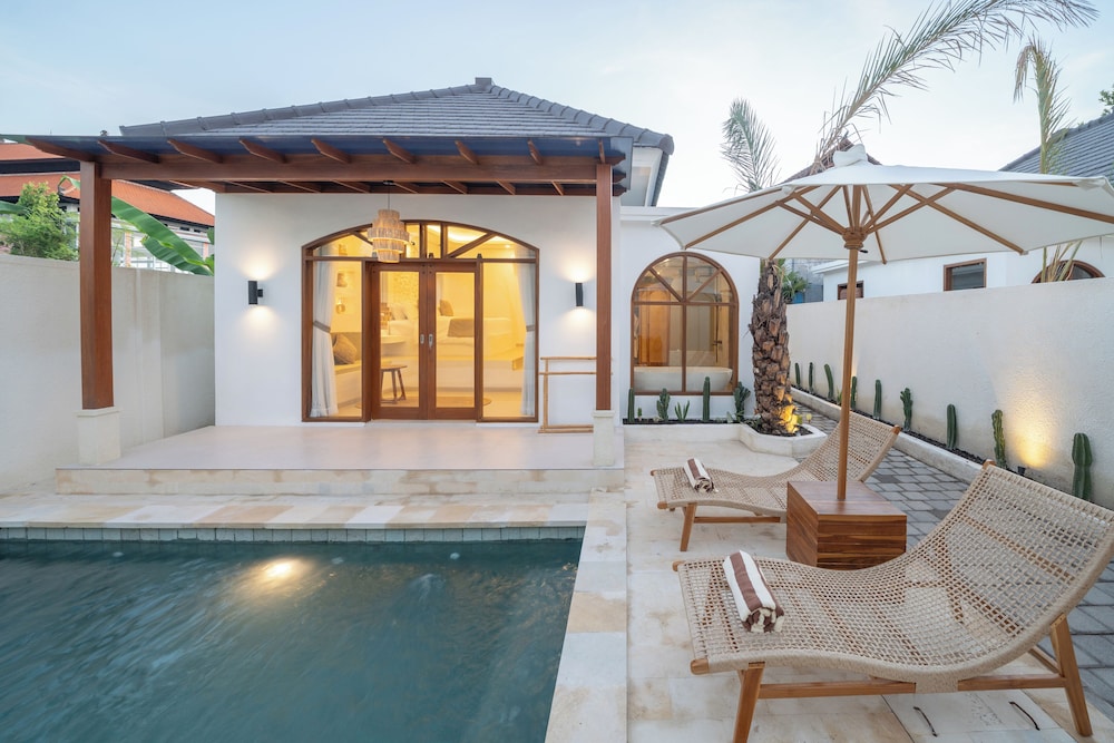 Dianatara Villa Ubud by Dhananjaya Hospitality