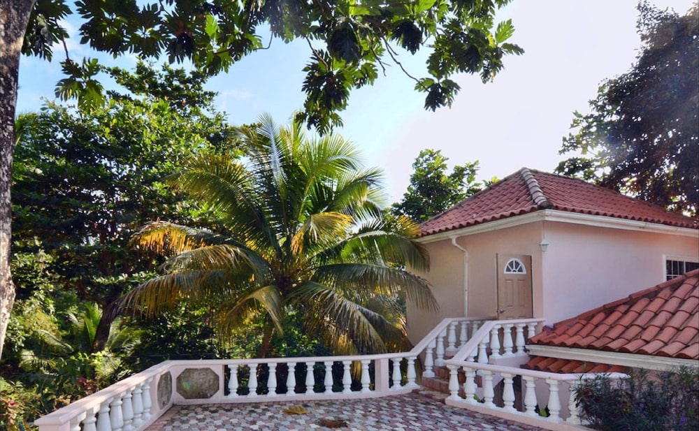 Port Antonio Vacations - Tropical Lagoon Resort - Property Image 5