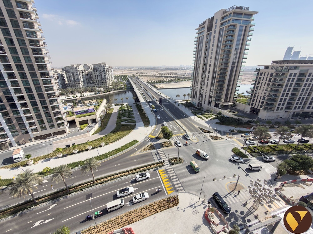 17 Icon Bay Creek Harbour near Downtown
