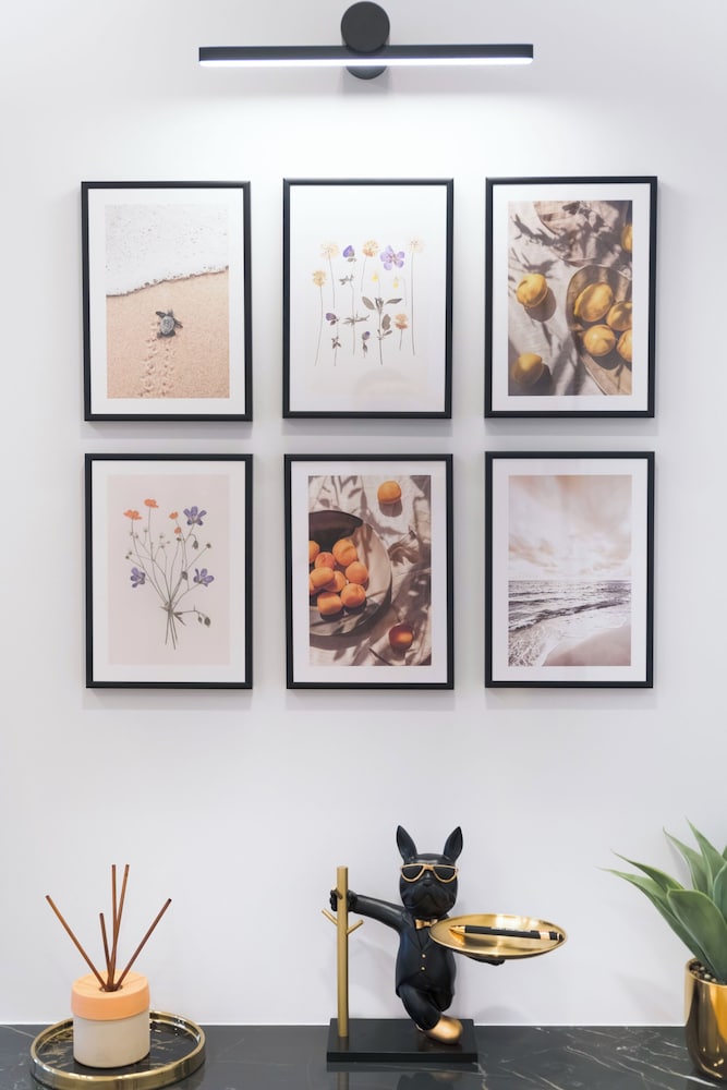 Michalakopoulou Cover & Bright Apartment