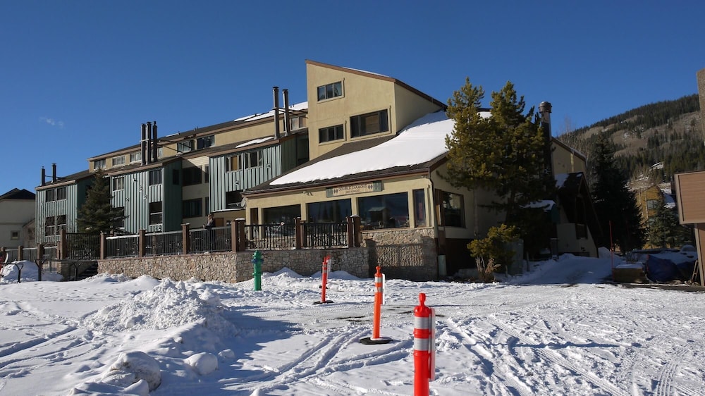 Beautiful Condo, Ski Out Your Back Door - FP202 by RedAwning