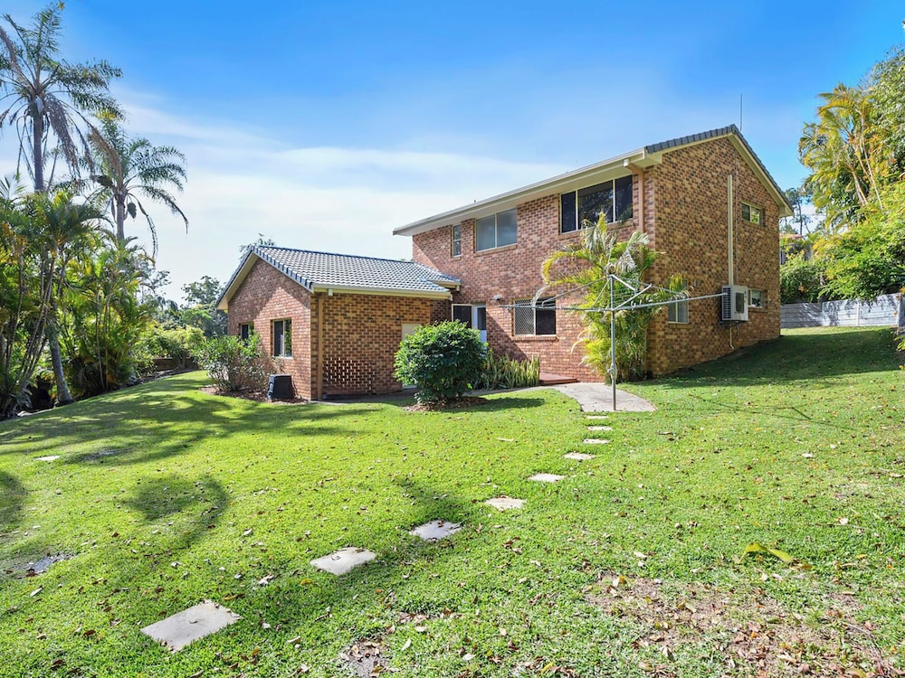 Tropic Lodge by Charlesworth