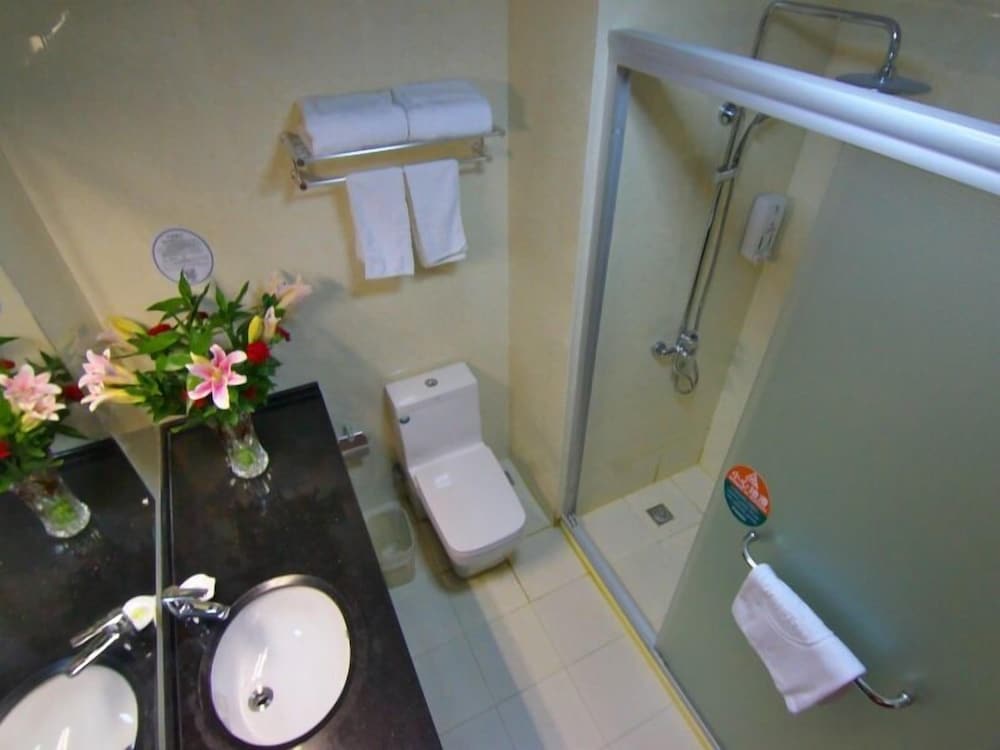 GreenTree Inn ChangZhou East DongFang Road HengNai Logistics Park Express Hotel