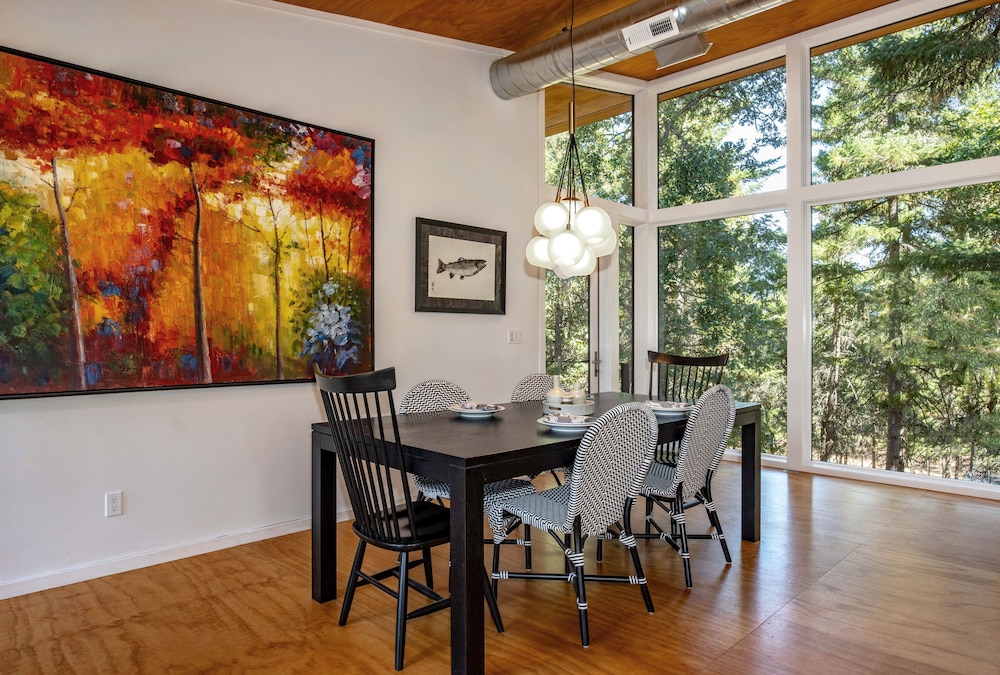 Happenstance Vineyards 2 Bedroom Home