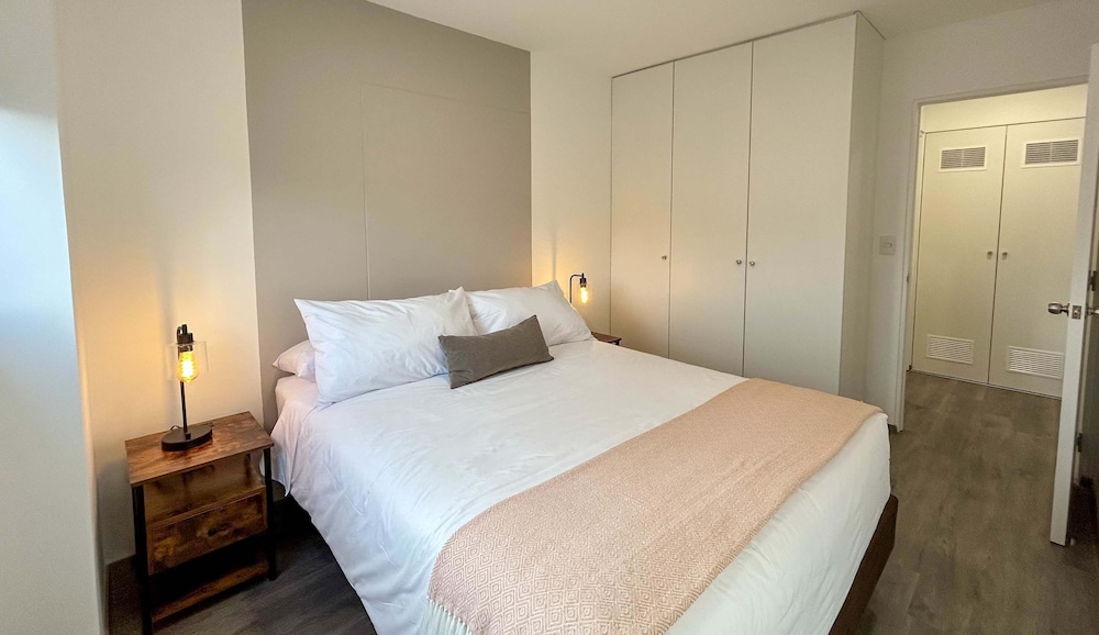 w Gorgeous 2BR w Perfect Balcony in Cusco