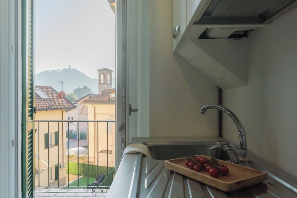 Zezio 44 by Rent all Como
