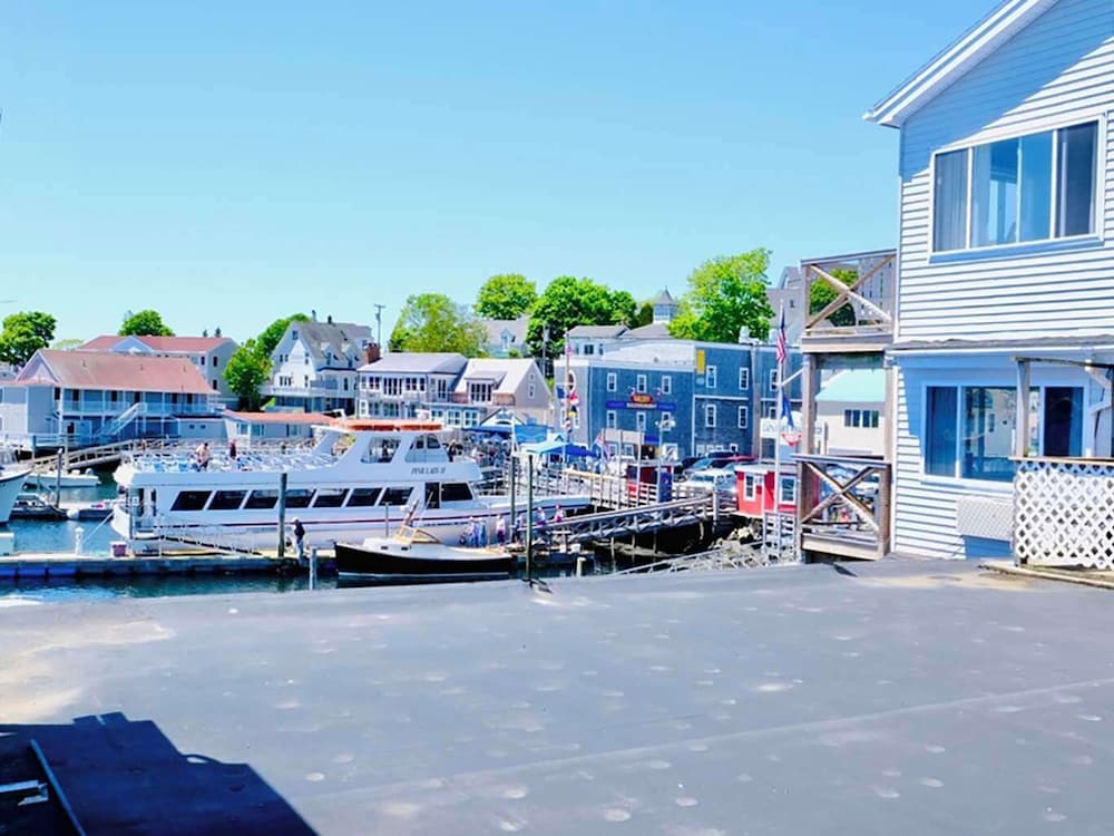 Fishermans Wharf Inn