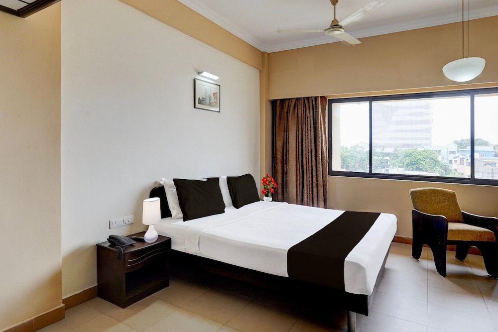 Super Townhouse Koyambedu Royal Plaza