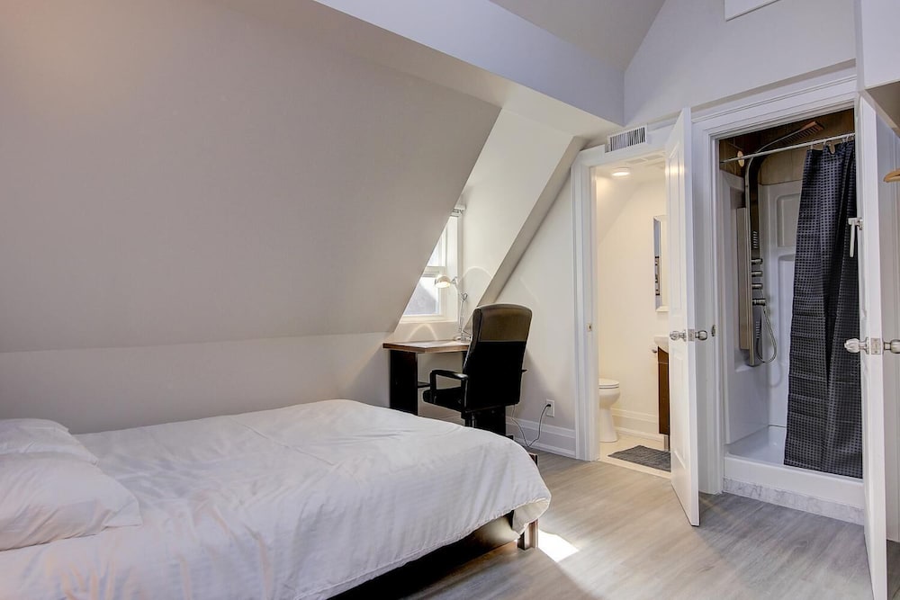 Spadina Guesthouse