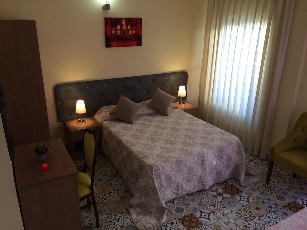 Turkish Apart Hotel
