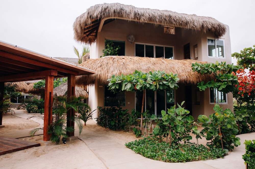 El Origen Villas & Spa Puerto Escondido view 2