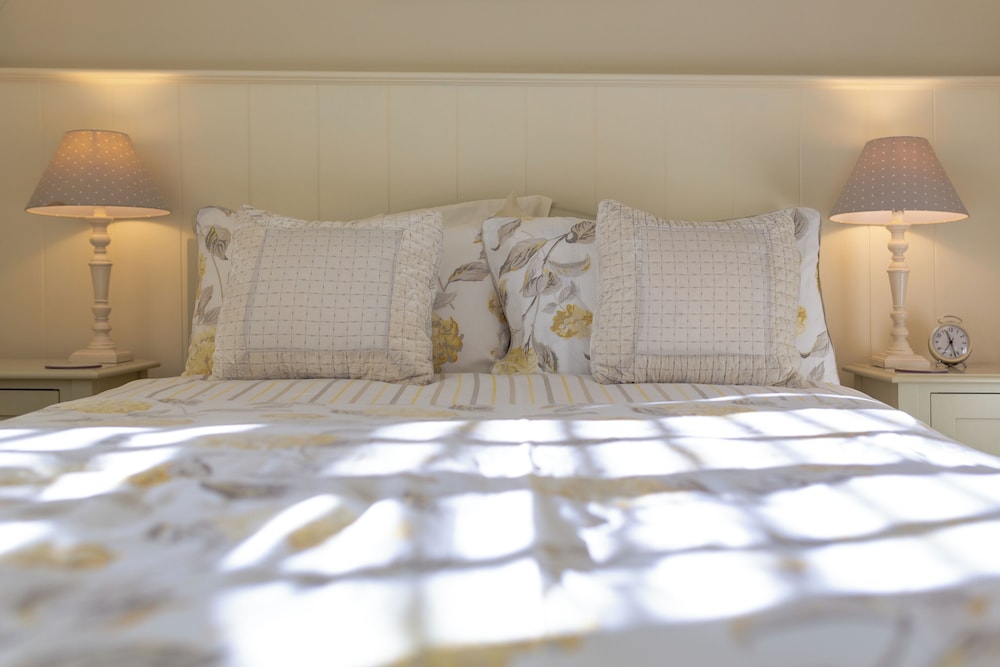Jasmine Cottage-2BD in Heart of Bourton view 4