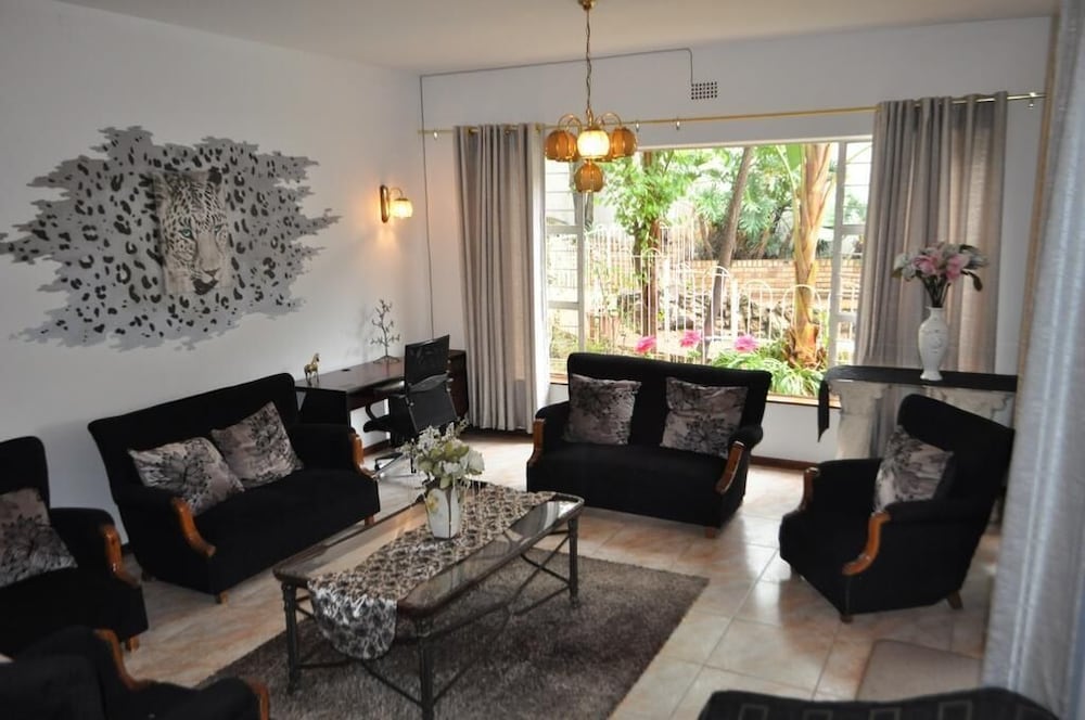 Bruma Holiday Home