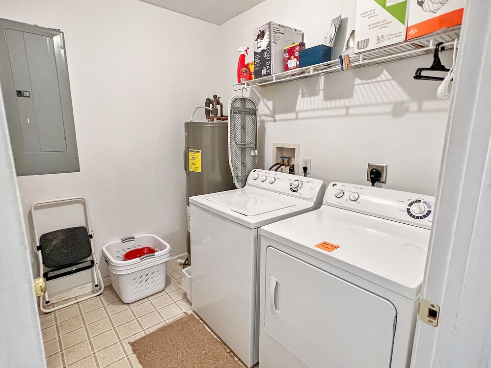 Wells Rested-w579 Unit-b Fabulous But Affordable A Short Drive To Wells Beach Ground Floor Unit Only 2 Bedroom Home by RedAwning view 2