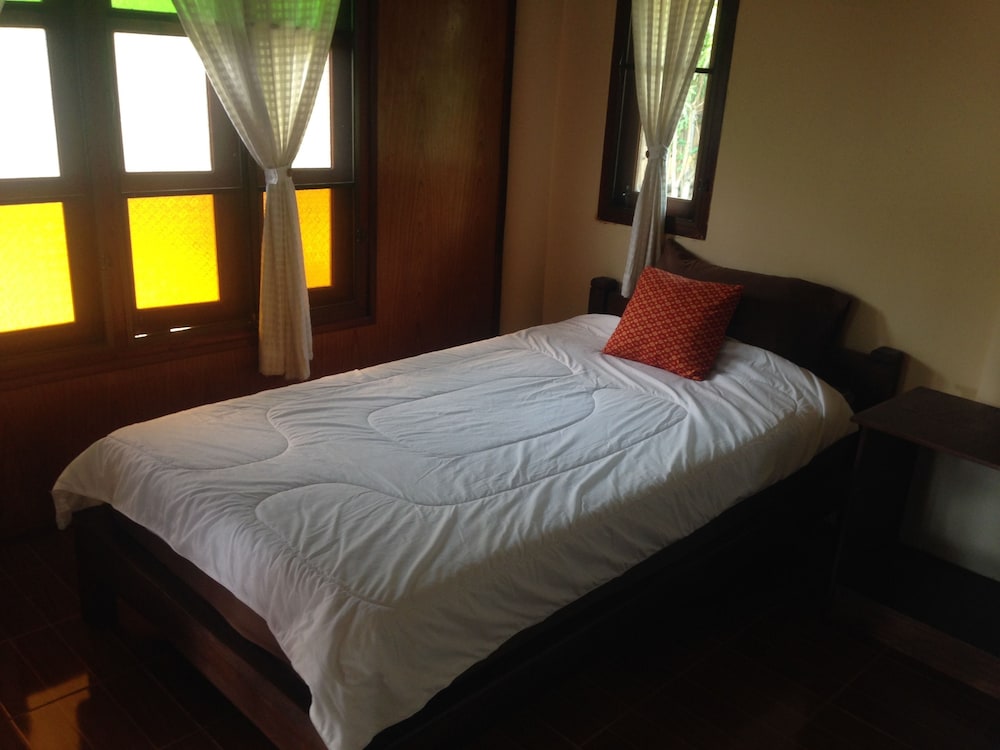 Pai Porpeang Guesthouse