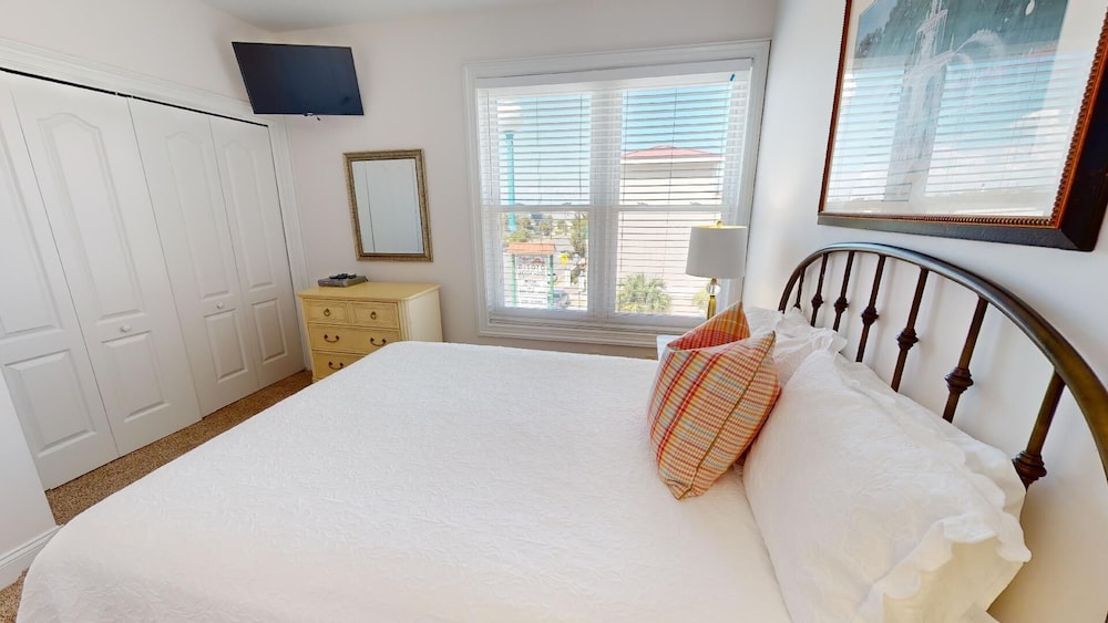 Desoto Beach Club 3 Tybee Vacation Rentals