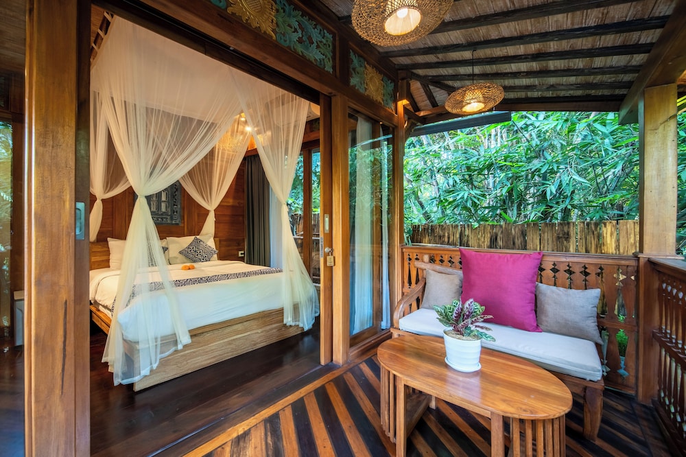 Parvati Retreat Villas