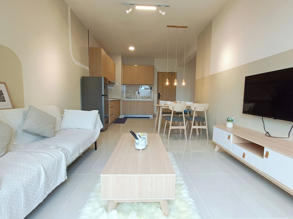 Aradia Residence Lake City KL North