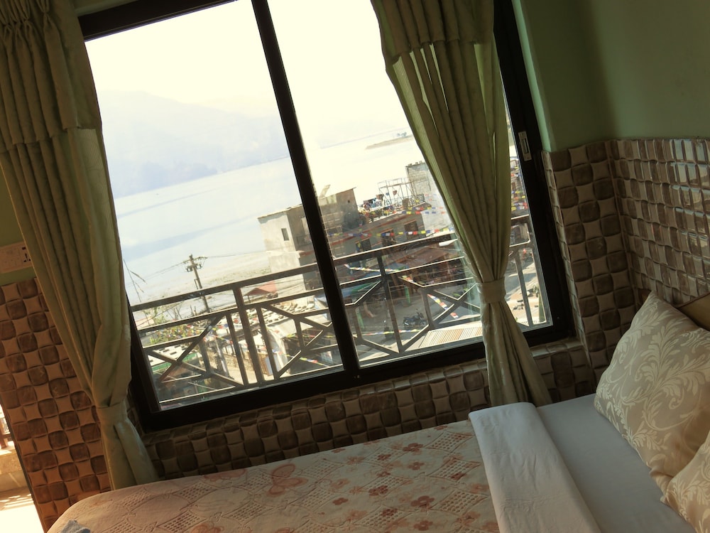 Lake Vision Guest House