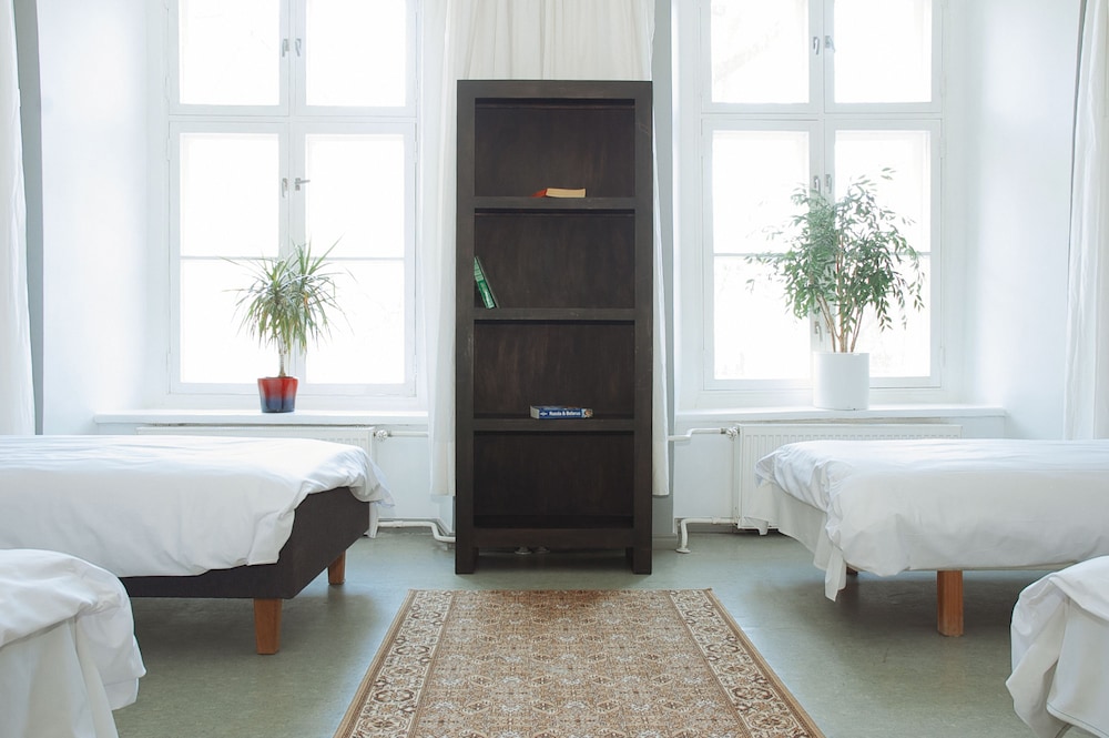 Tallinn Vacations - Old Town Munkenhof Guesthouse - Hostel - Property Image 27