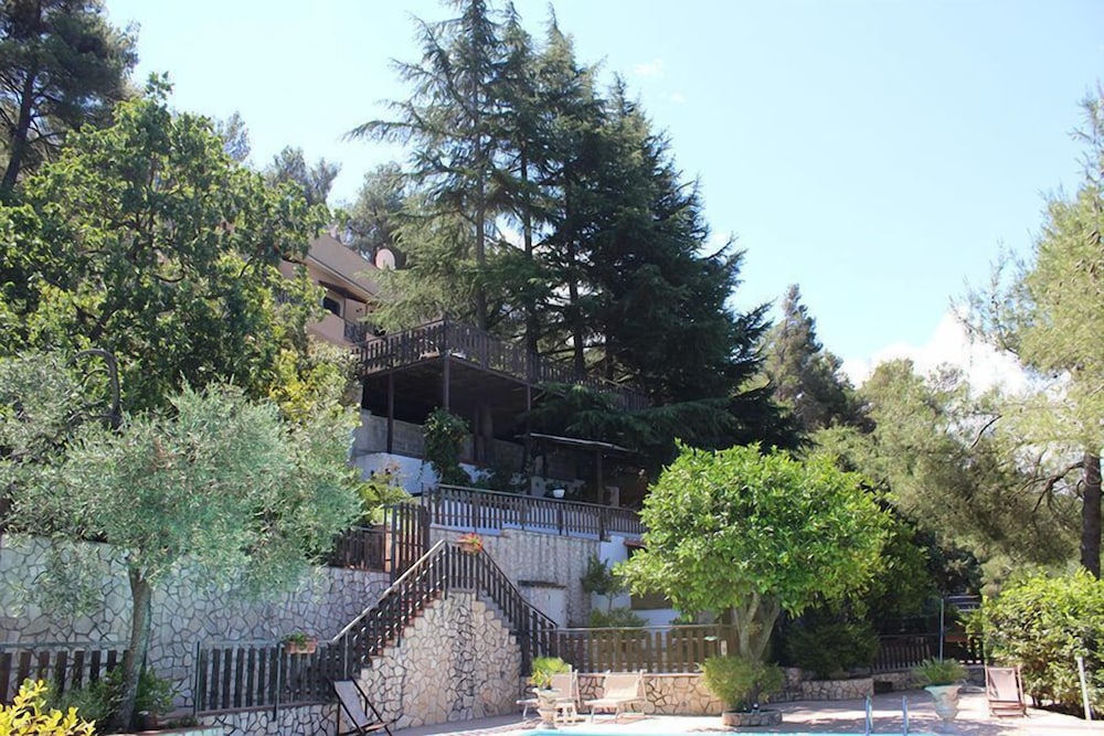 Agriturismo Fara Del Falco view 2
