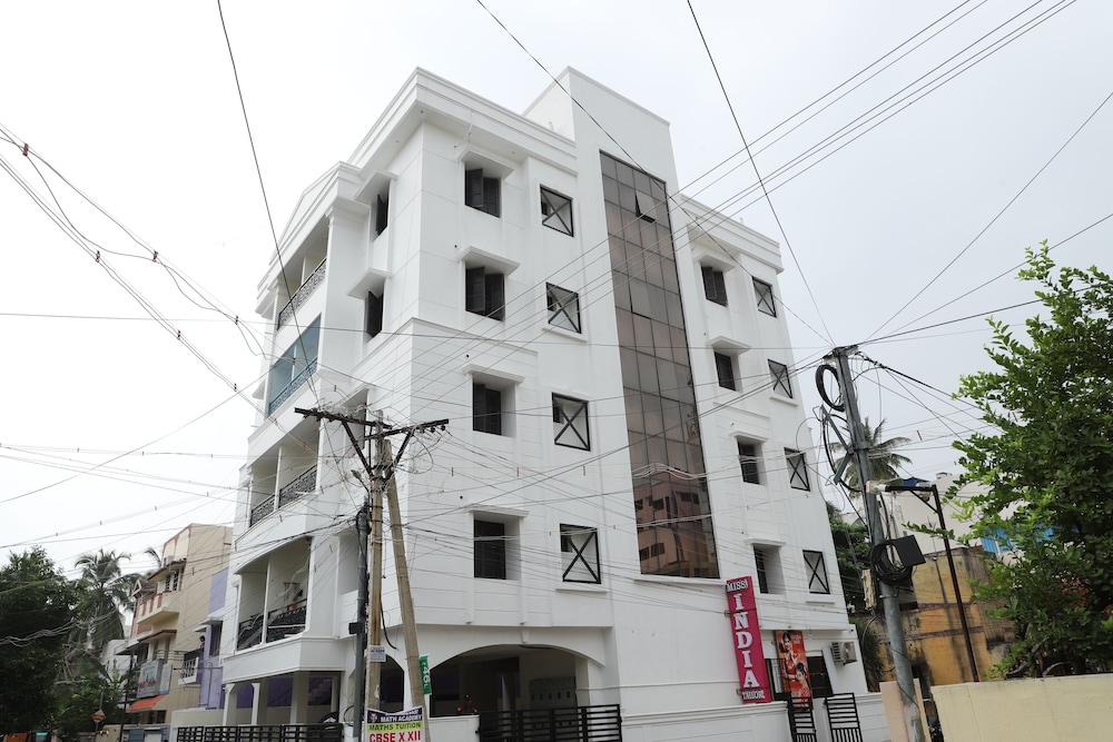 Shree Service Apartment