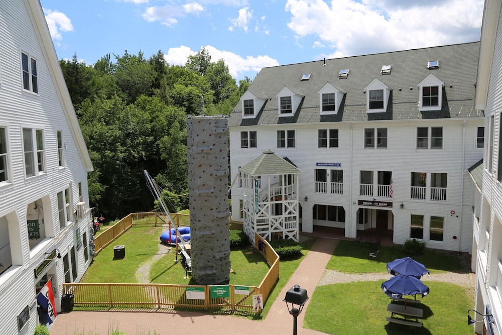 Black Bear Lodge