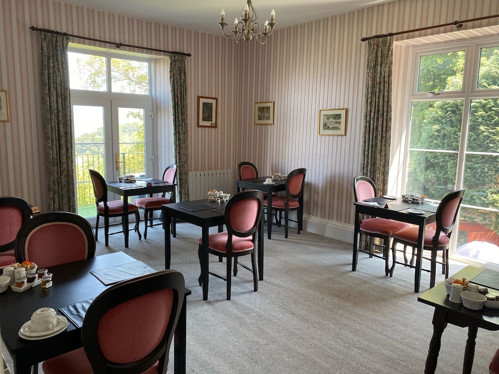 Lynton Vacations - Sinai House - Property Image 5