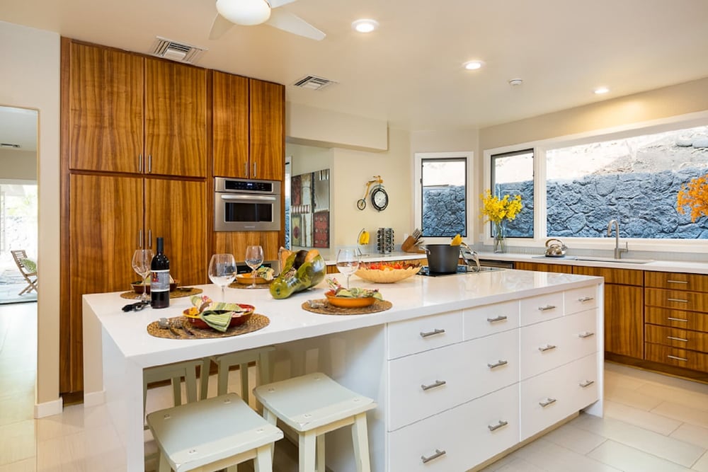Gated Keauhou Residences w Ocean Views Pool