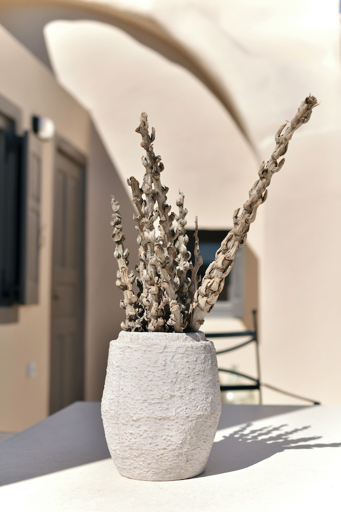 OIA Unique Homes by K&K