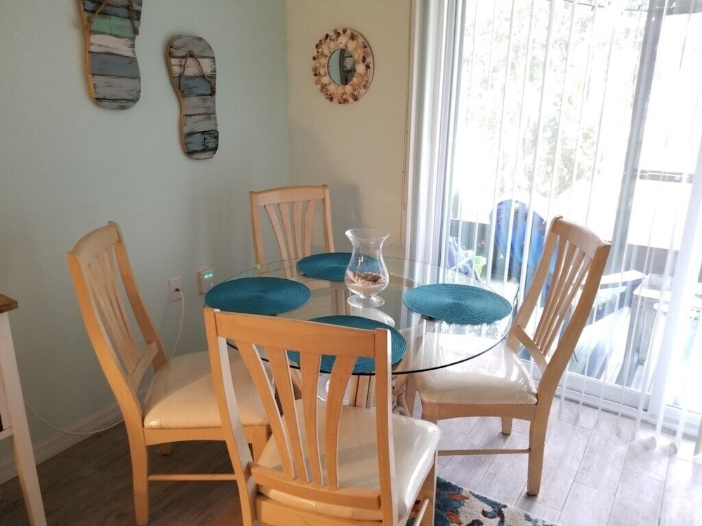 Pelican Inlet B115 2 Bedroom Condo by RedAwning view 3