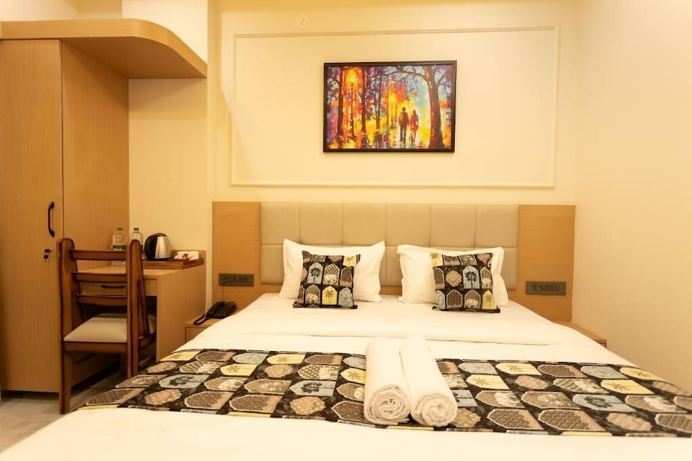 Alpine Stays By Oran Hotels