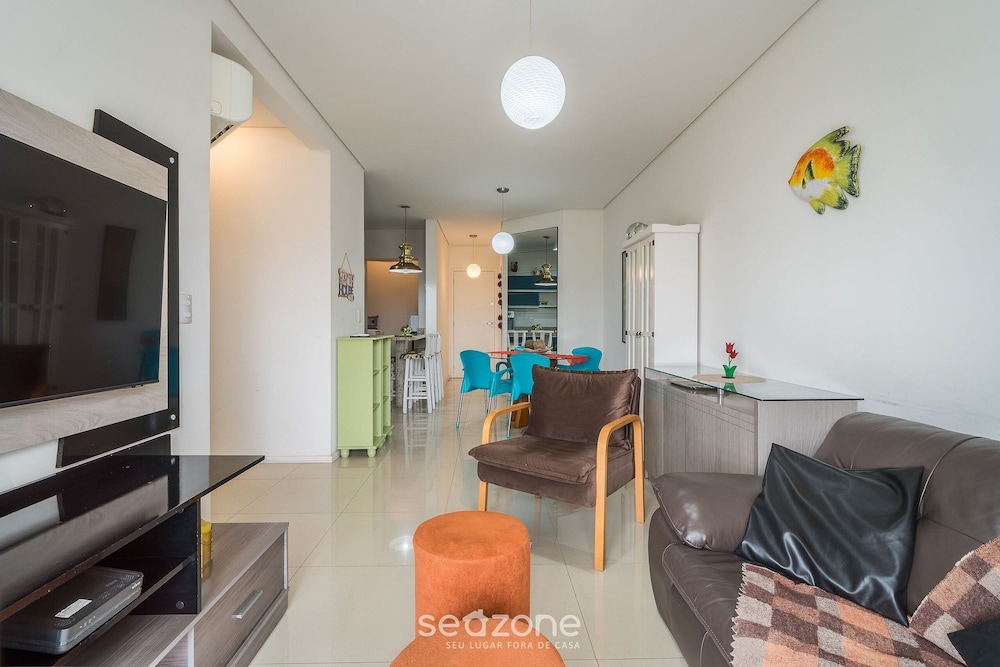 Charming Apt 270m From Campeche Beach - Cbu203
