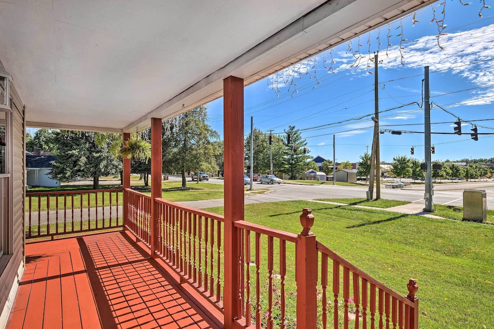 Louisville Apartment - Walk to Restaurants!