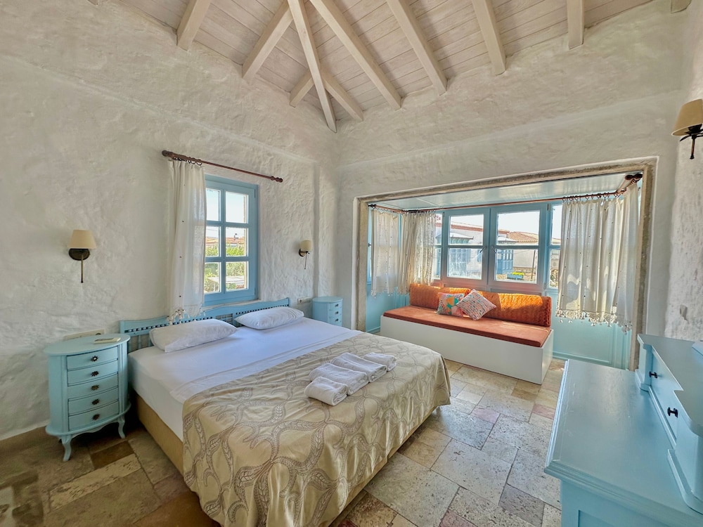 Dört Mevsim Alaçatı Otel - Image 11